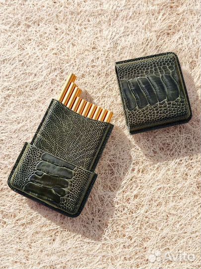 Портсигар из кожи крокодила, змеи, ската, питона