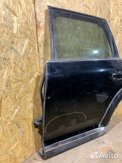Дверь задняя левая Volkswagen Touareg 2002-2010