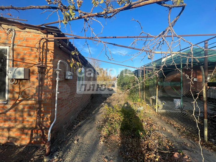 Дом 53,6 м² на участке 8,1 сот.