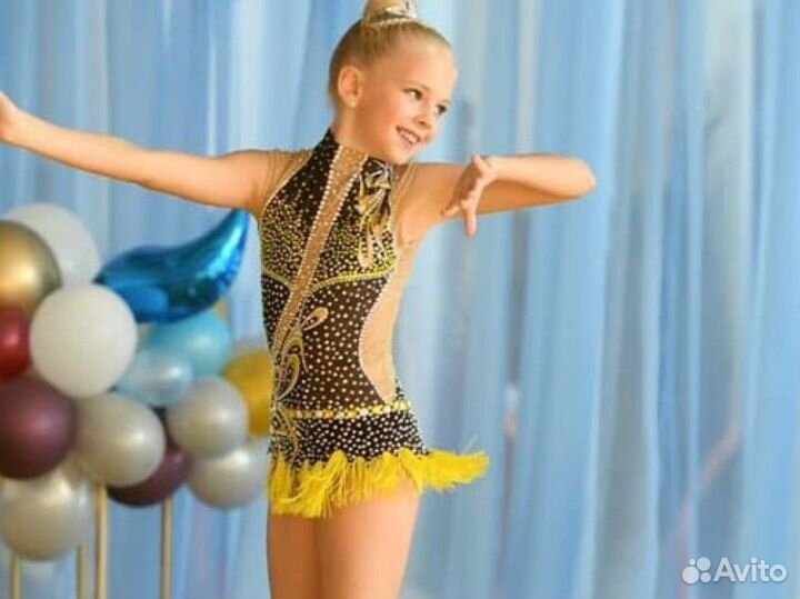 Купальник для художественной гимнастики