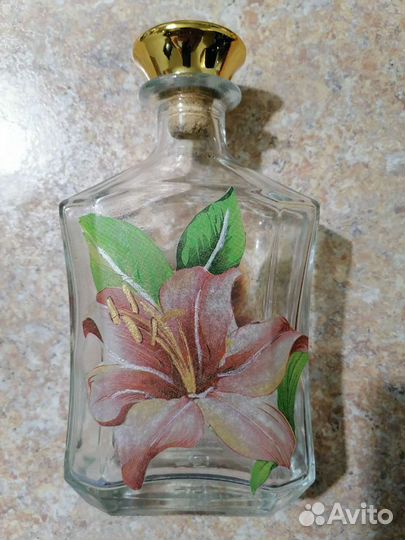 Бутылка для вина с пробкой