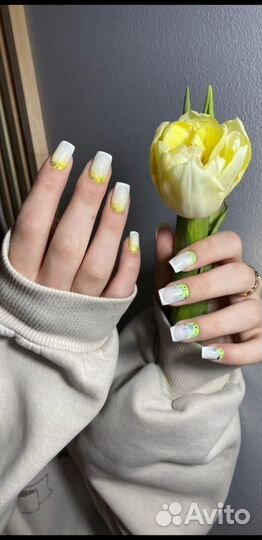 Маникюр педикюр