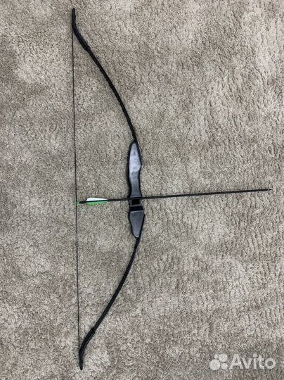 Лук и стрелы для стрельбы и охоты