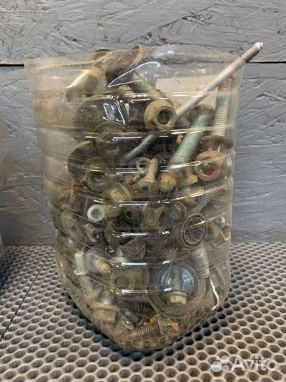 Болт развальный Porsche Panamera 970 рест cwaa