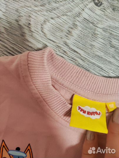 Свитер, кофта на девочку 98