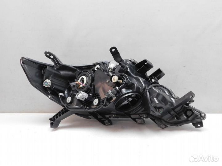 Фара левая Toyota Land Cruiser Prado