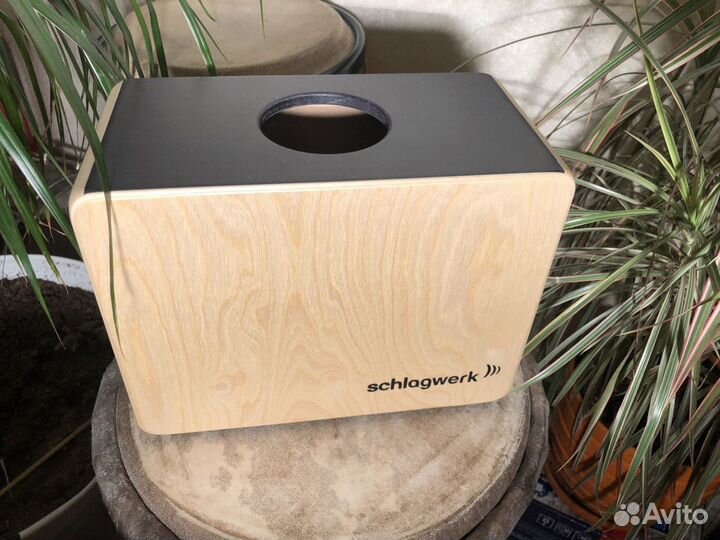 Компактный кахон с басом Shlagwerk Германия