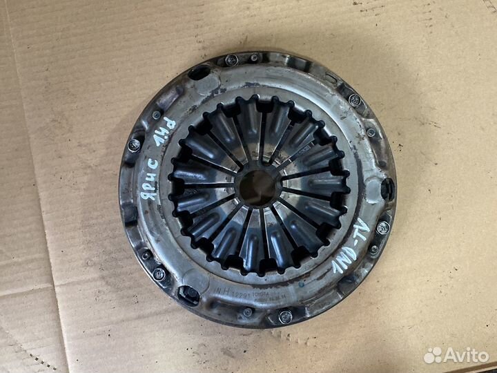 Маховик, корзина Toyota Yaris 1.4d 1ND-TV Auris