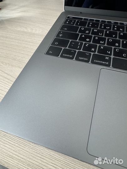 Macbook Pro 13 2017 Core i5, 8/256