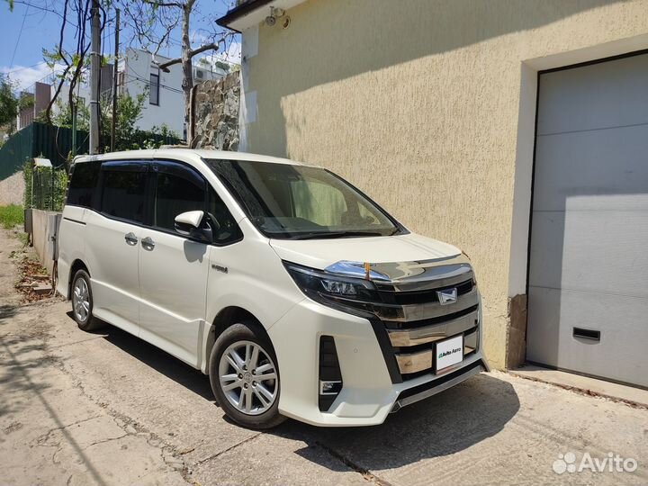 Toyota Noah 1.8 CVT, 2020, 60 000 км