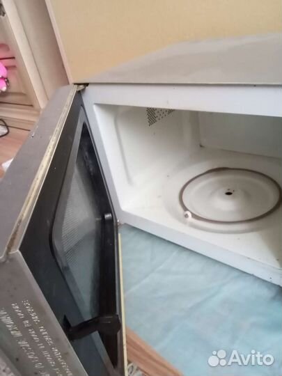 Микроволновая печь Rolsen