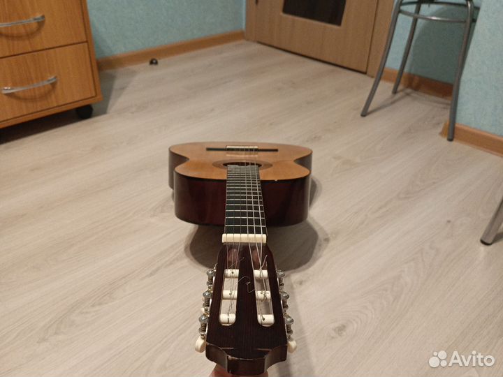 Акустическая гитара hohner