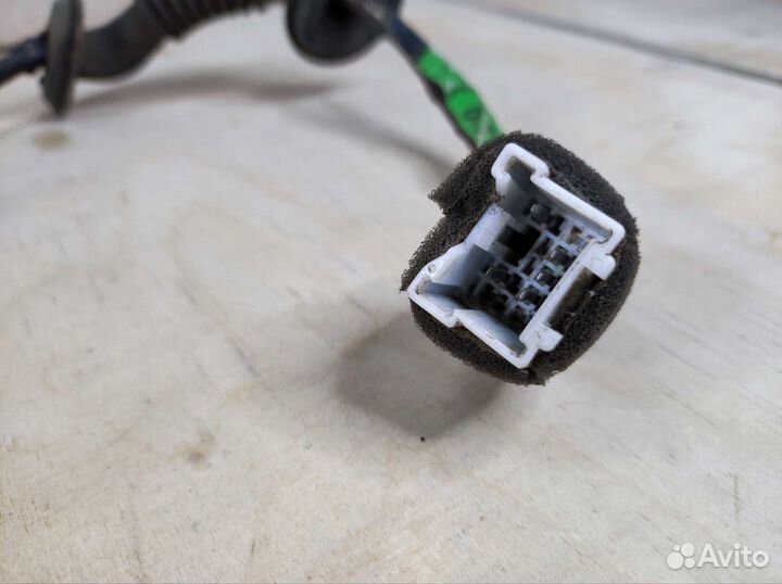 Проводка задней левой двери Спортейдж 1