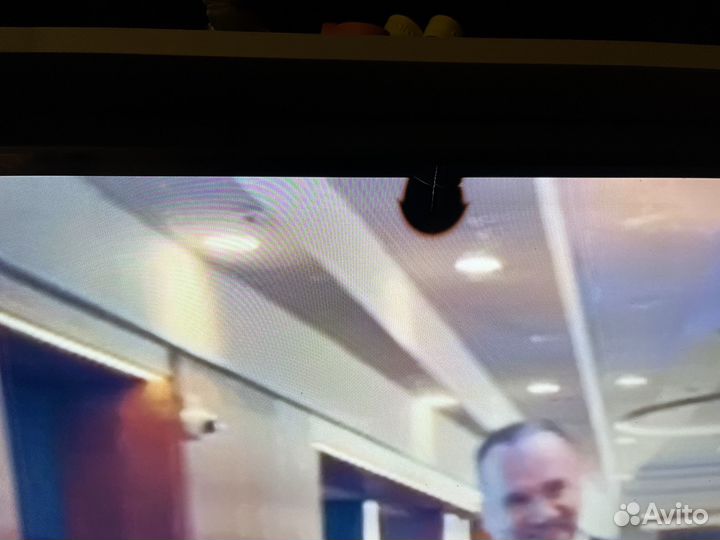 Телевизор hisense 50A6BG, б/у с дефектом