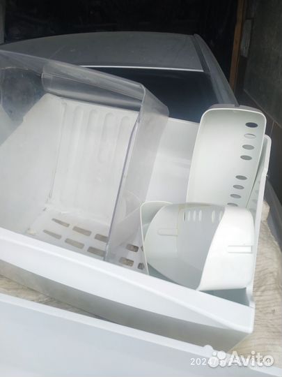 Лотки и ящики для холодильника LG