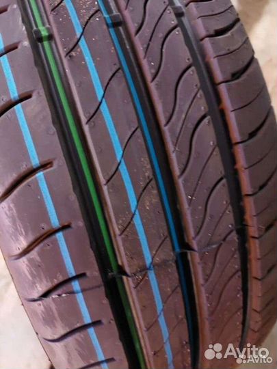 Viatti Strada Asimmetrico V-130 175/65 R14 82H