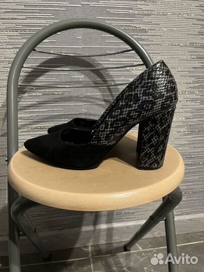 Босоножки женские 37 размер новые