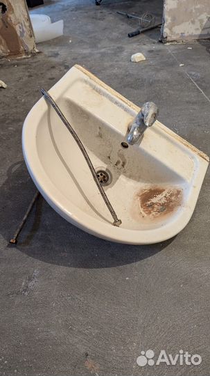 Раковина бу