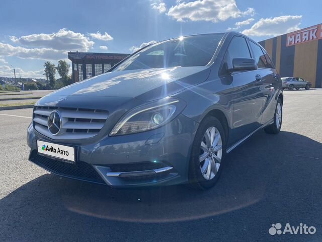 Mercedes-Benz B-класс 1.6 AMT, 2013, 73 000 км с пробегом, цена 1559000 руб.