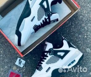 Кроссовки Nike Air Jordan 4 Retro