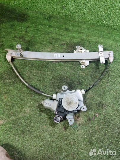 Стеклоподъемник передний правый Nissan Almera G15