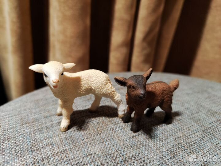 Козлёнок и ягнёнок Schleich
