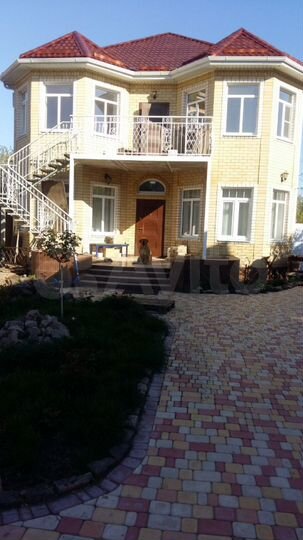 Комната 25 м² в 5-к., 2/2 эт.