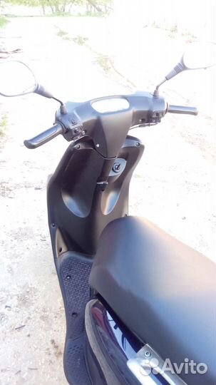 Yamaha Neos 50 скутер мопед
