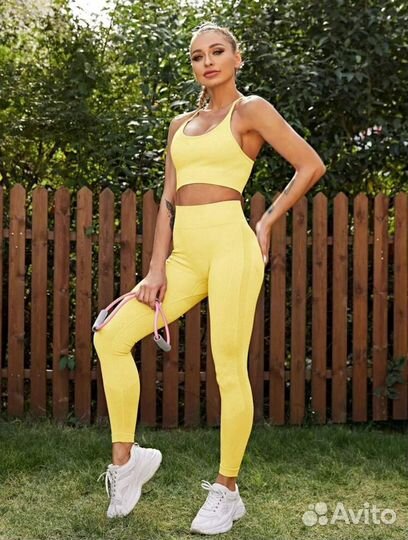 Костюм для фитнеса