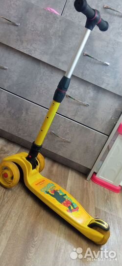 Самокат детский трехколесный