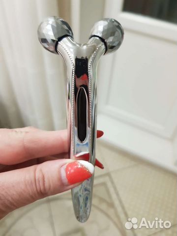 Ролик -массажер для лица и тела