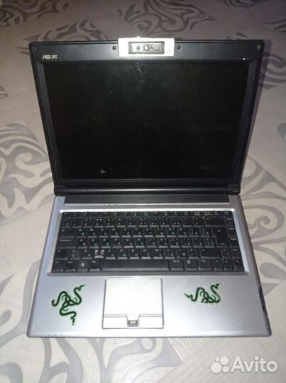 Продам ноутбук Asus f8s