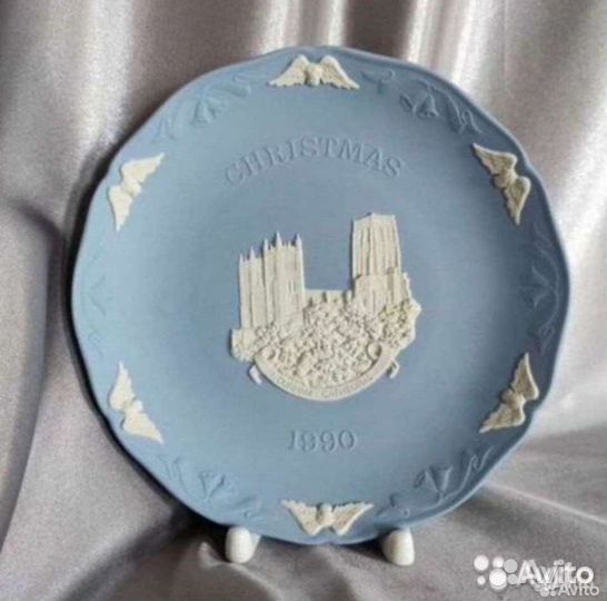 Тарелка декоративная Wedgwood Christmas 1990, 1996