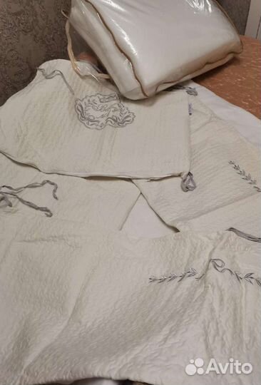 Бортики в детскую кроватку