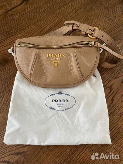 Поясная сумка Prada