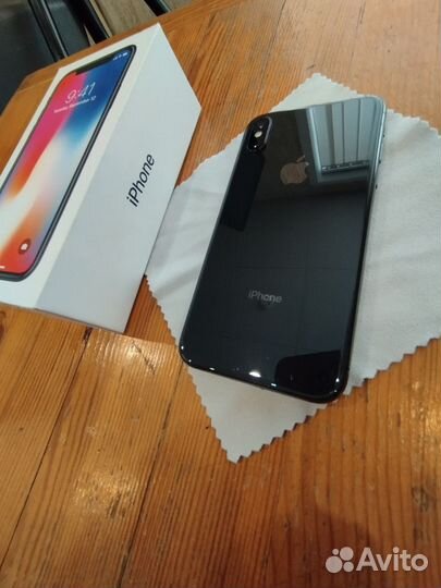iPhone X, 64 ГБ