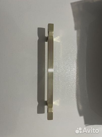 Дверные ручки