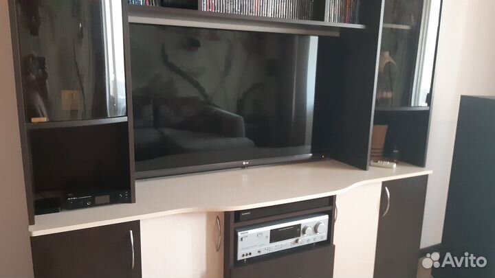 Тумба под телевизор