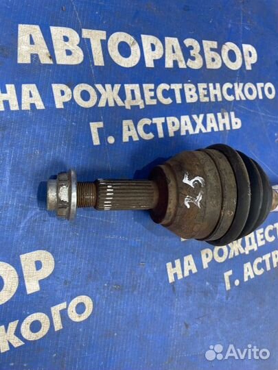 Правый привод Ford Focus 1 седан split port 2003