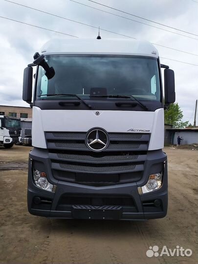 Mercedes-Benz Actros, 2023