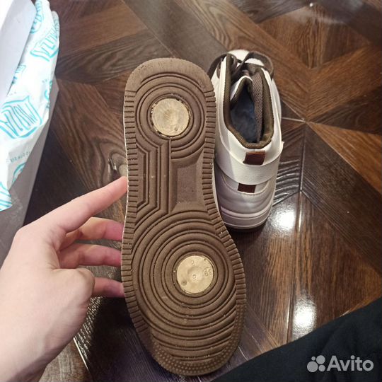 Кроссовки унисекс