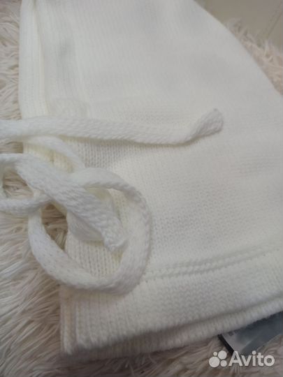 Капюшон белый