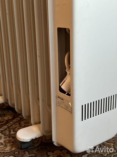 Масляный обогреватель Philips