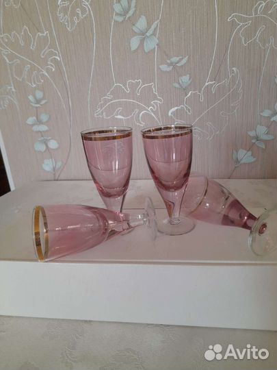Рюмки марганцевое стекло СССР