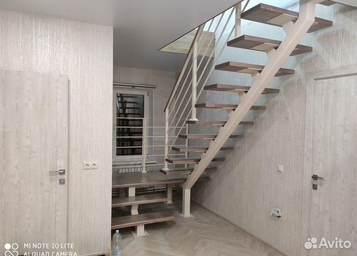 Лестница на второй этаж под ключ