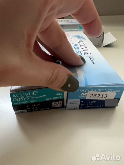 Линзы Acuvue oasys и moist