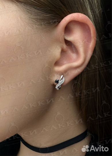 Золотые серьги с сапфирами 585 / 3.65 гр