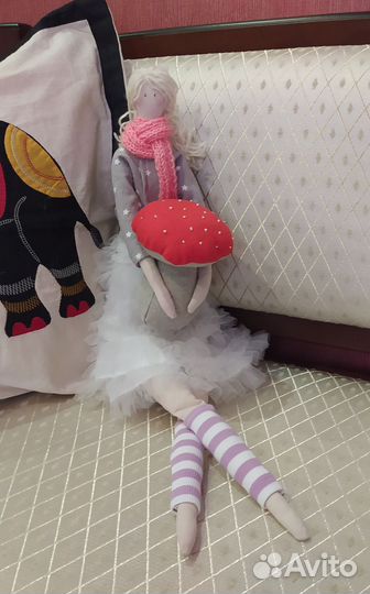 Текстильная интерьерная кукла тильда