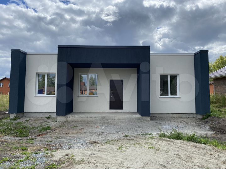 Коттедж 108 м² на участке 7,5 сот.