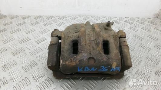 Суппорт тормозной передний правый KIA sorento 1 (K